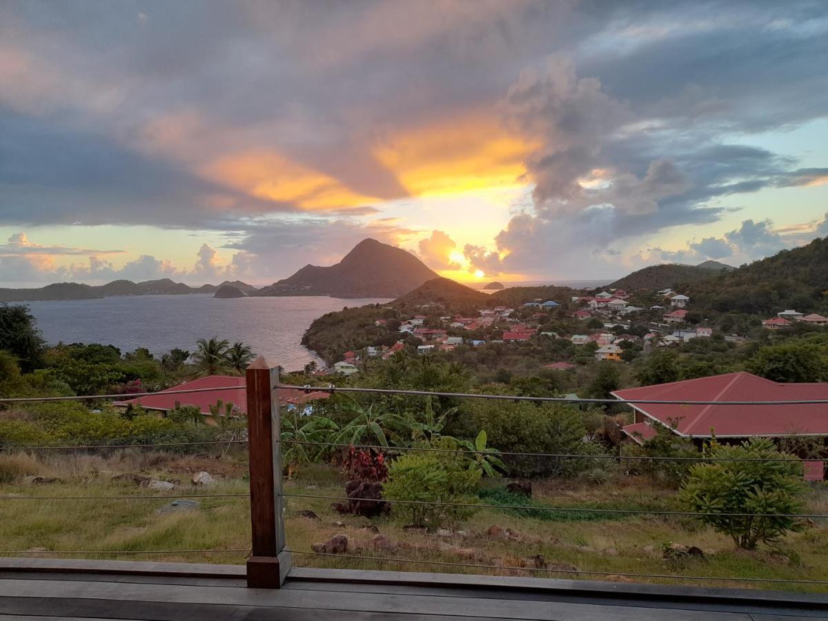 Ti Kaz Anoli Vue Epoustouflante Sur La Baie Villa Terre-de-Bas Luaran gambar