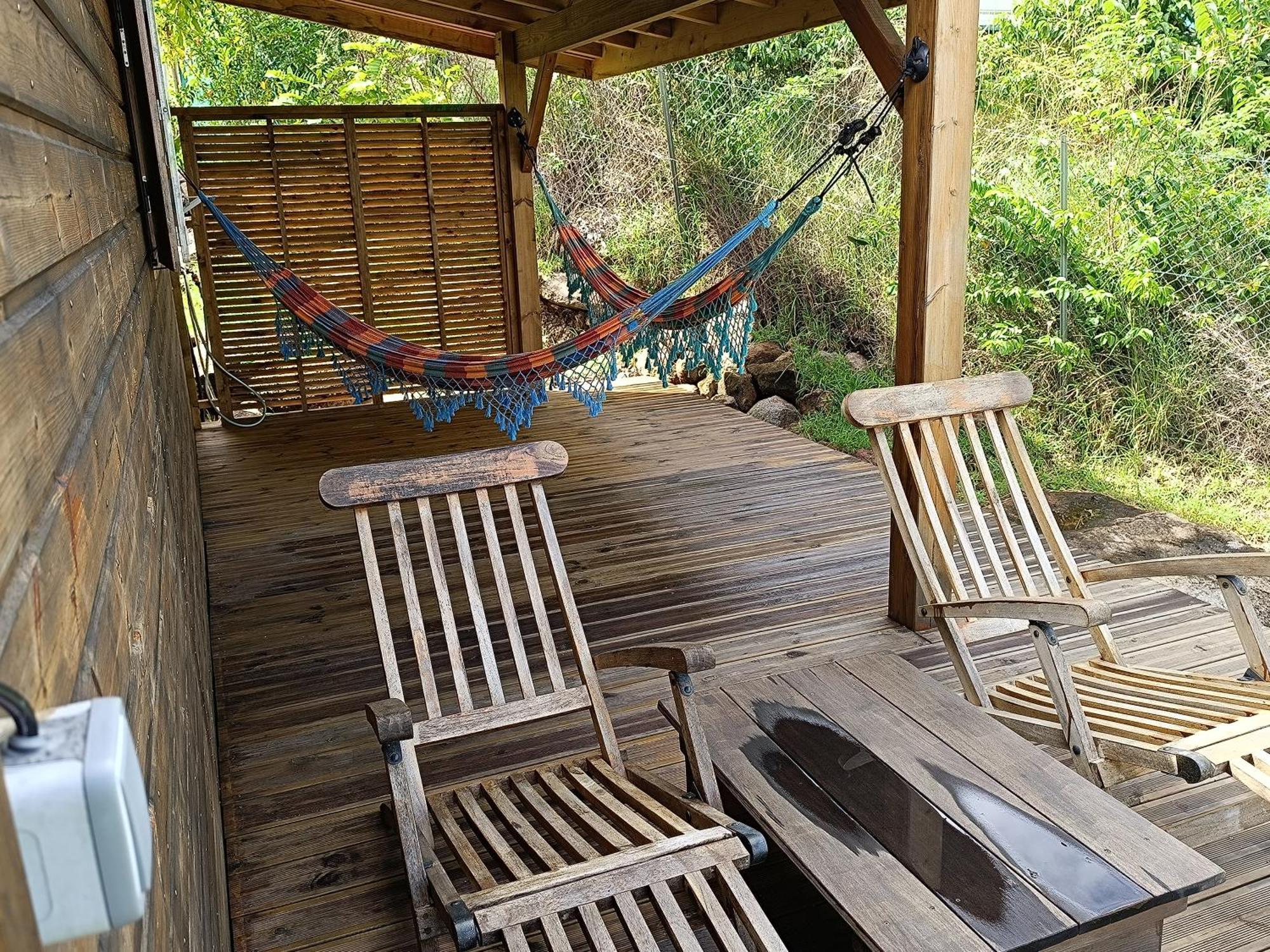 Ti Kaz Anoli Vue Epoustouflante Sur La Baie Villa Terre-de-Bas Luaran gambar